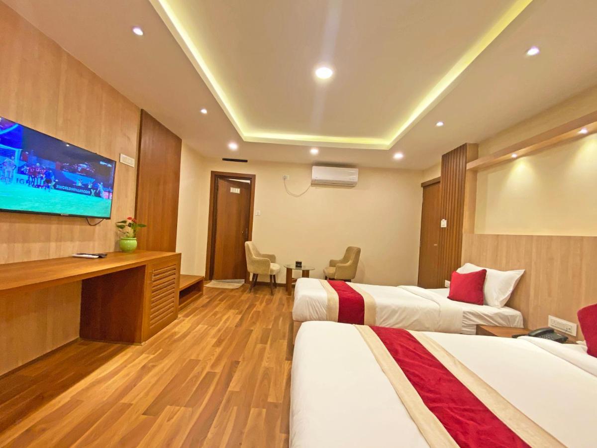 Hotel Nilakantha Pvt. Ltd Katmandu Zewnętrze zdjęcie