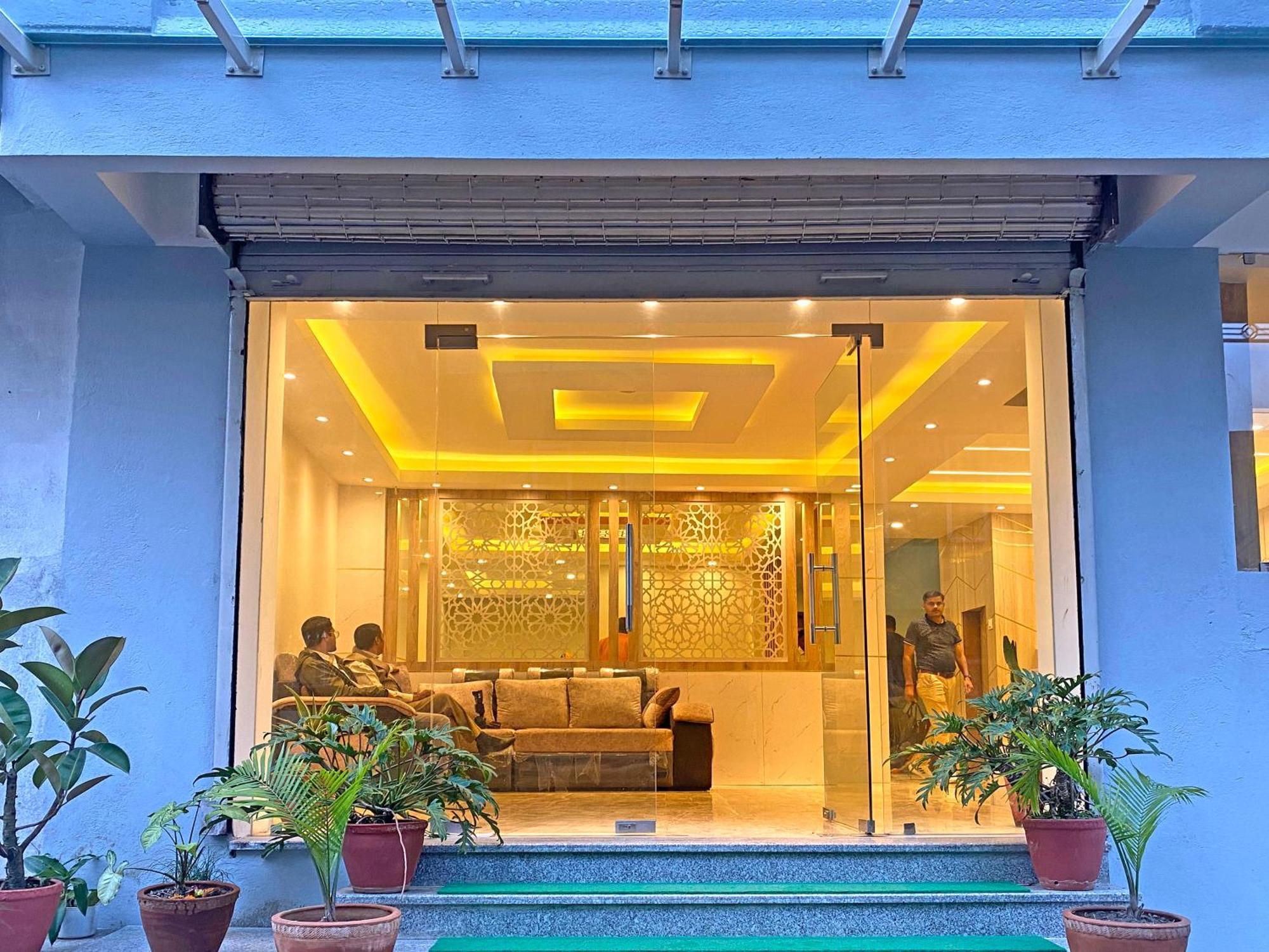 Hotel Nilakantha Pvt. Ltd Katmandu Zewnętrze zdjęcie